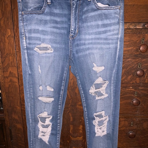 American Eagle Outfitters Denim - American Eagle Light-Wash Ripped High Waisted Jean